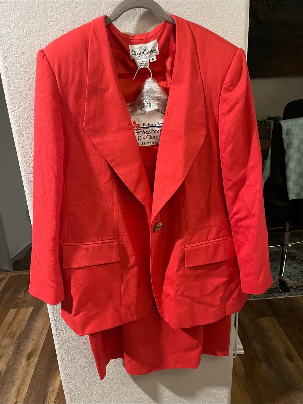 Oleg Cassini Vibrant Red A-Line Skirt Suit Sz 20